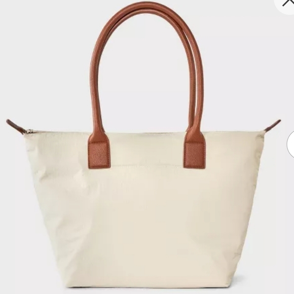 Universal Thread Handbags - Universal Thread Tote Handbag 11" x 18.5" x 7.25" NWT